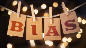 Mania da social: nel 2021 investitori preda di bias comportamentali