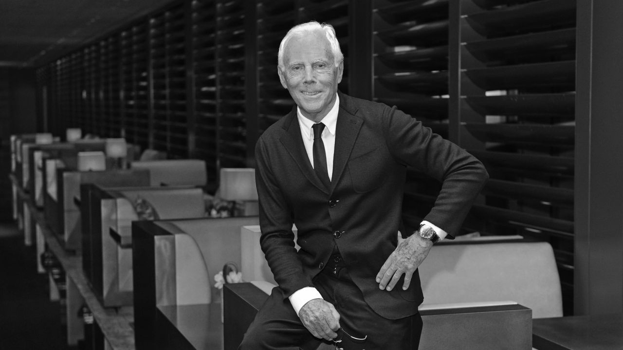 Giorgio Armani, in discesa nella classifica sulla reputazione dei top manager in Italia a marzo 2024