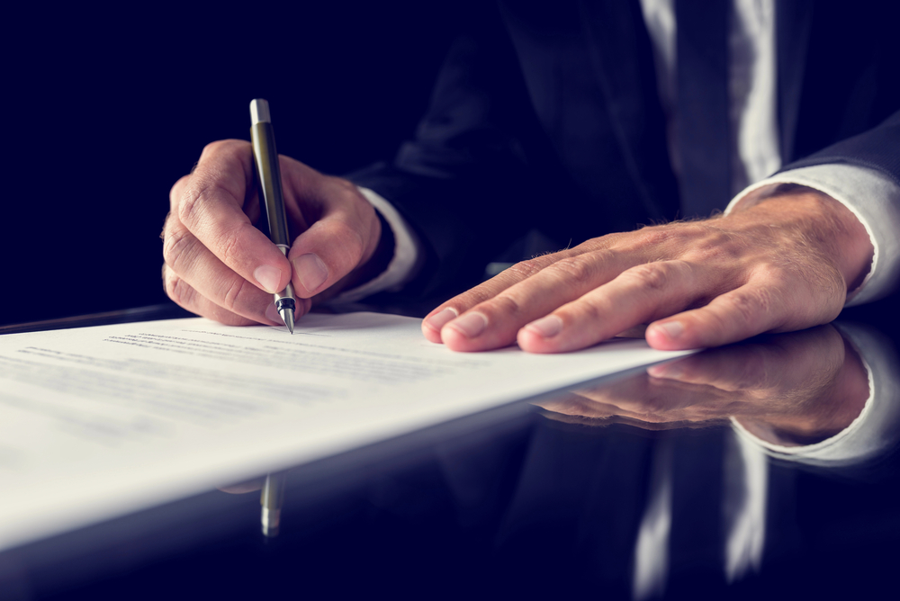 Trasferire beni in un trust solleva dall'imposta di successione