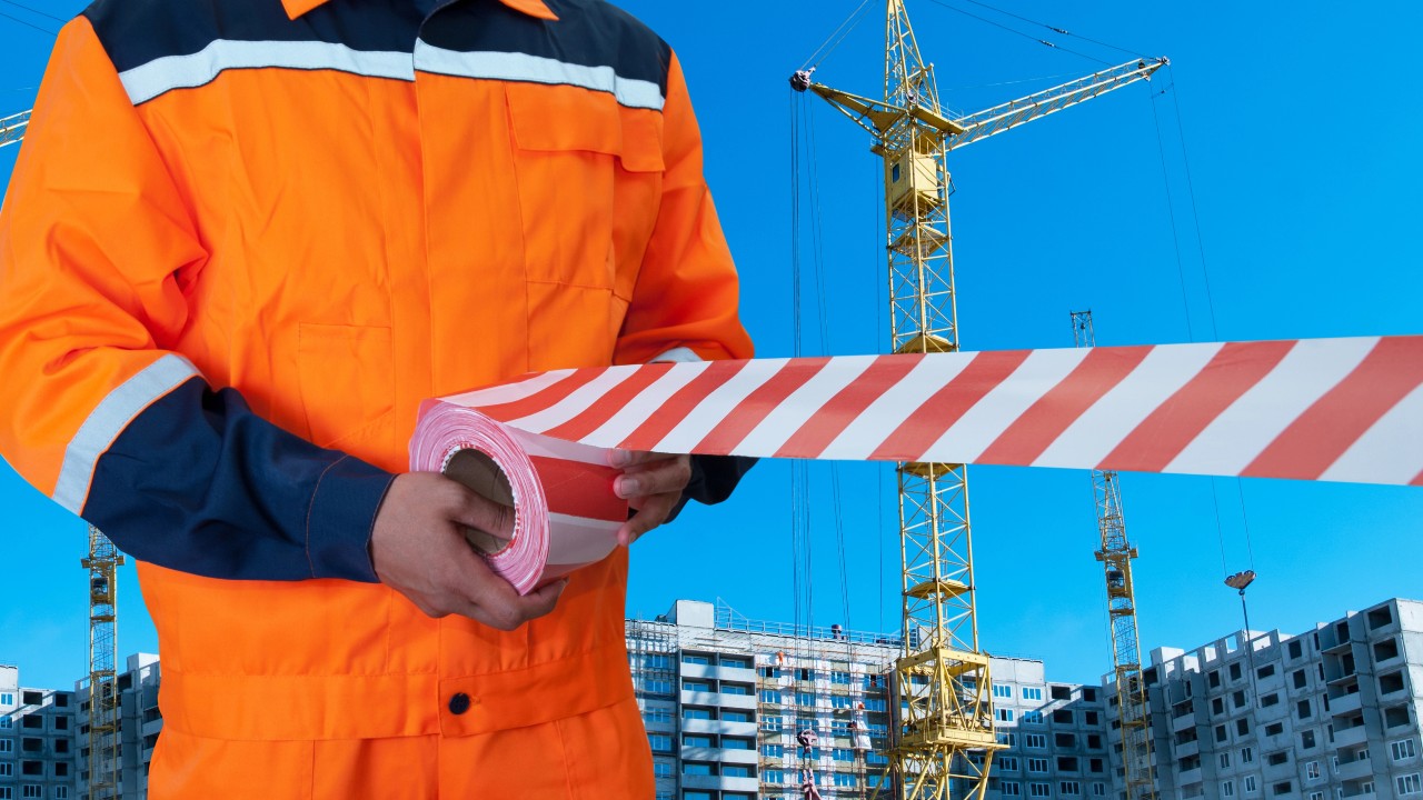 Investire nell’immobiliare a Milano tra inchieste e caos normativo