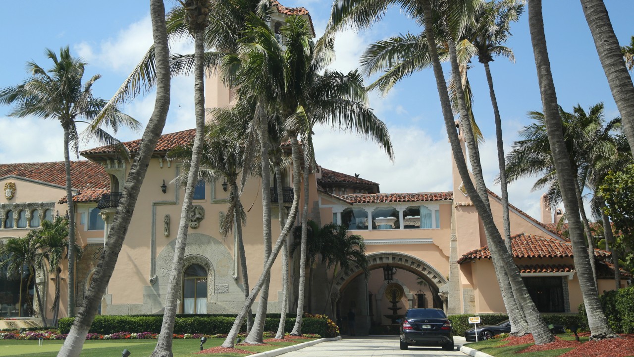 La lussuosa residenza di Mar-a-Lago di Donald Trump a Palm Beach, in Florida, rientra tra le ville del patrimonio immobiliare del tycoon.