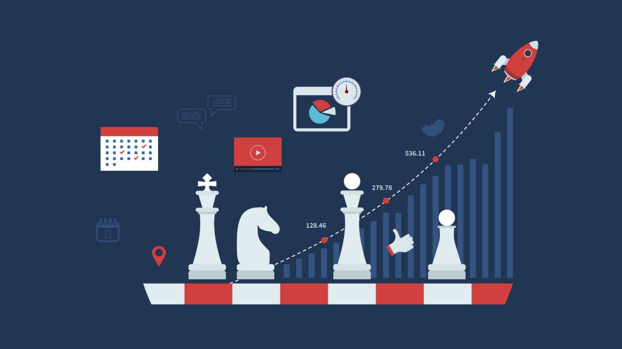 Un'illustrazione di pezzi degli scacchi su un grafico a barre suggerisce una crescita strategica. Sono inclusi un razzo, grafici a torta, un calendario e icone dei social media. Il grafico ha una traiettoria ascendente, che rappresenta un progresso o un successo crescente.