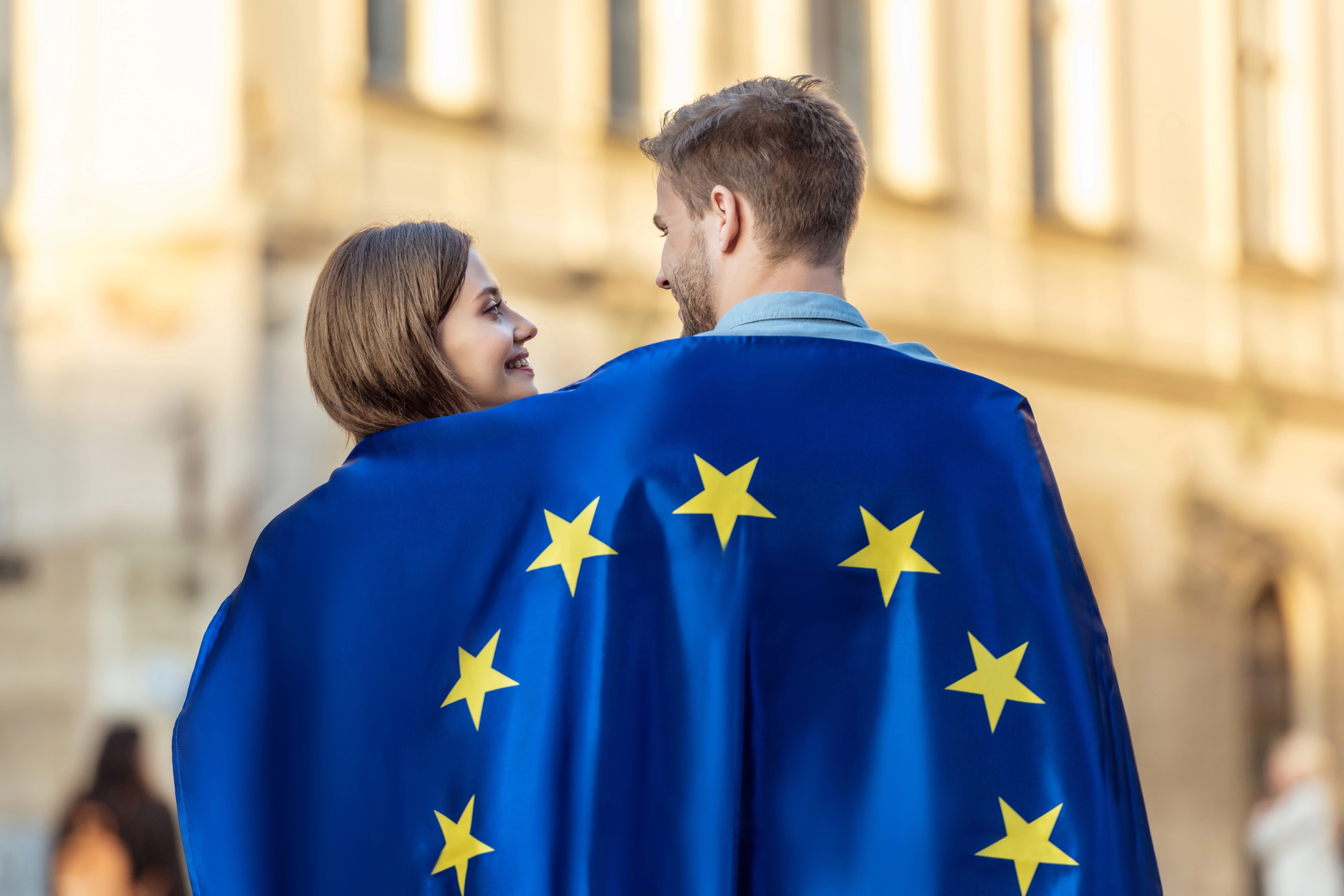 Scopri quali nazioni europee non fanno parte dell'Unione Europea, le loro motivazioni e quali paesi candidati sono in attesa di adesione. Analisi completa dell'Europa non-UE.