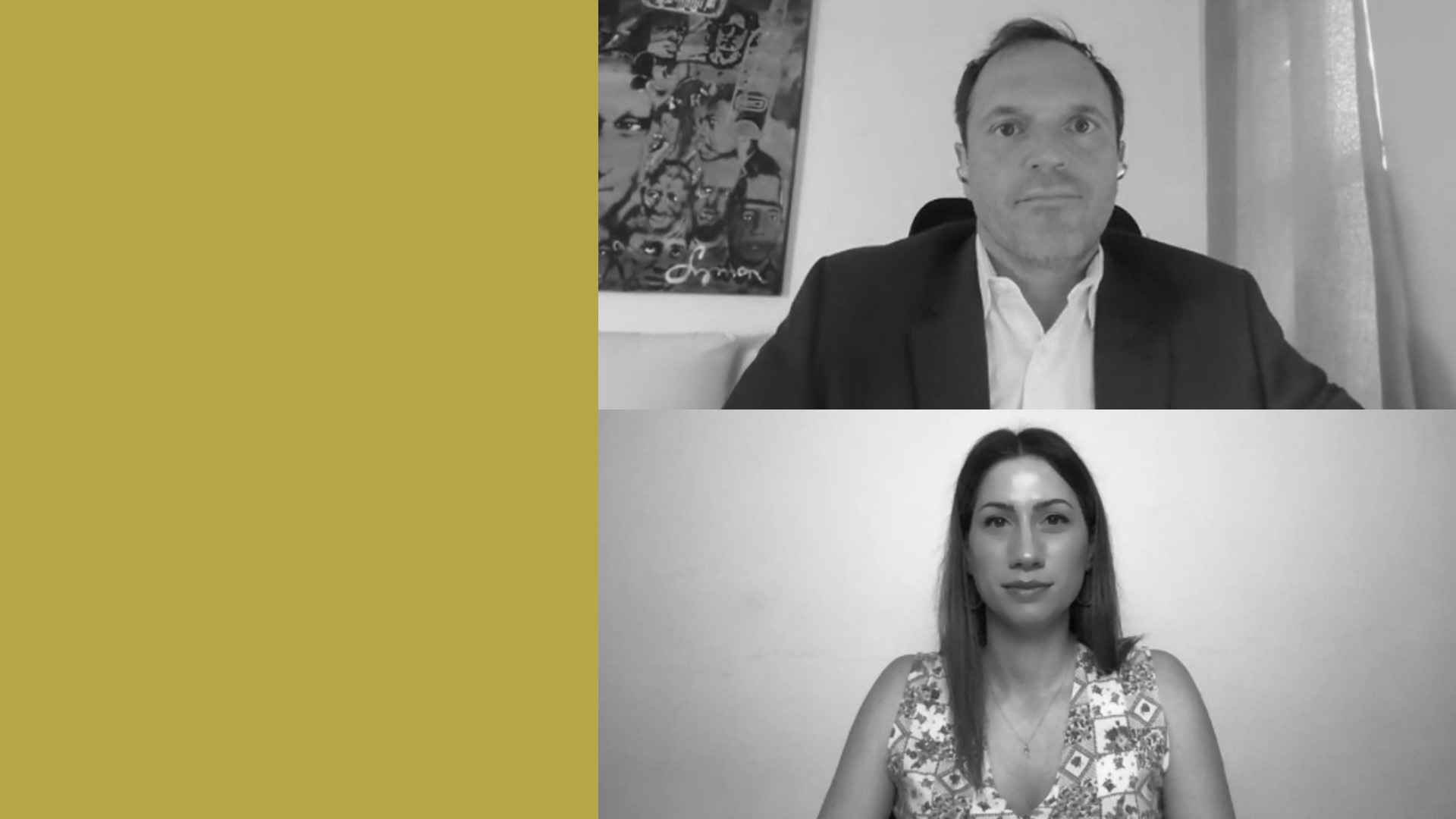 Due persone sono mostrate in fotogrammi separati durante una riunione virtuale. L'uomo in alto indossa un abito; la donna in basso indossa un top fantasia. Sullo sfondo sono visibili un dipinto e una tenda. Il lato sinistro dell'immagine è giallo pieno.