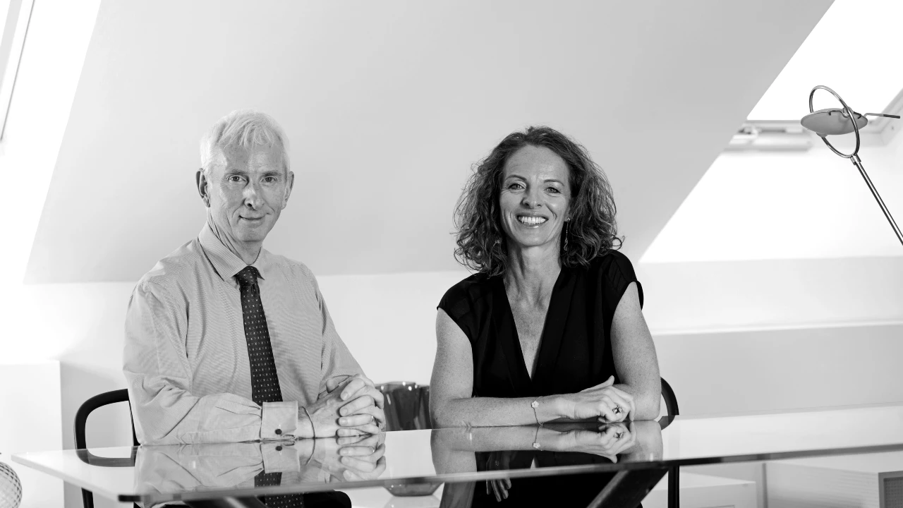 In foto Ian Tully e Alessandra Del Bianco di Swot Legal che hanno portato in Italia il temporary legal staffing