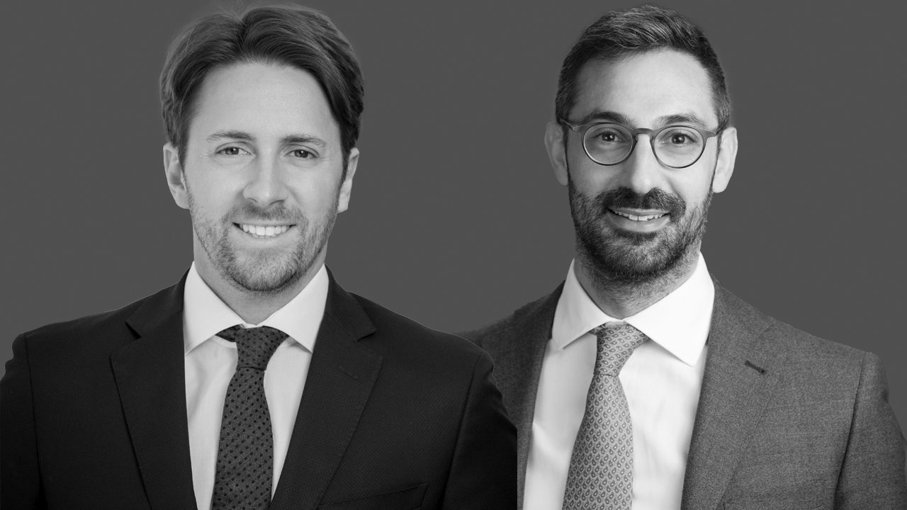 Foto in bianco e nero di Mattia Biasi e Roberto Bonomi, partner di Withers, sul tema degli strumenti per i patrimoni complessi.