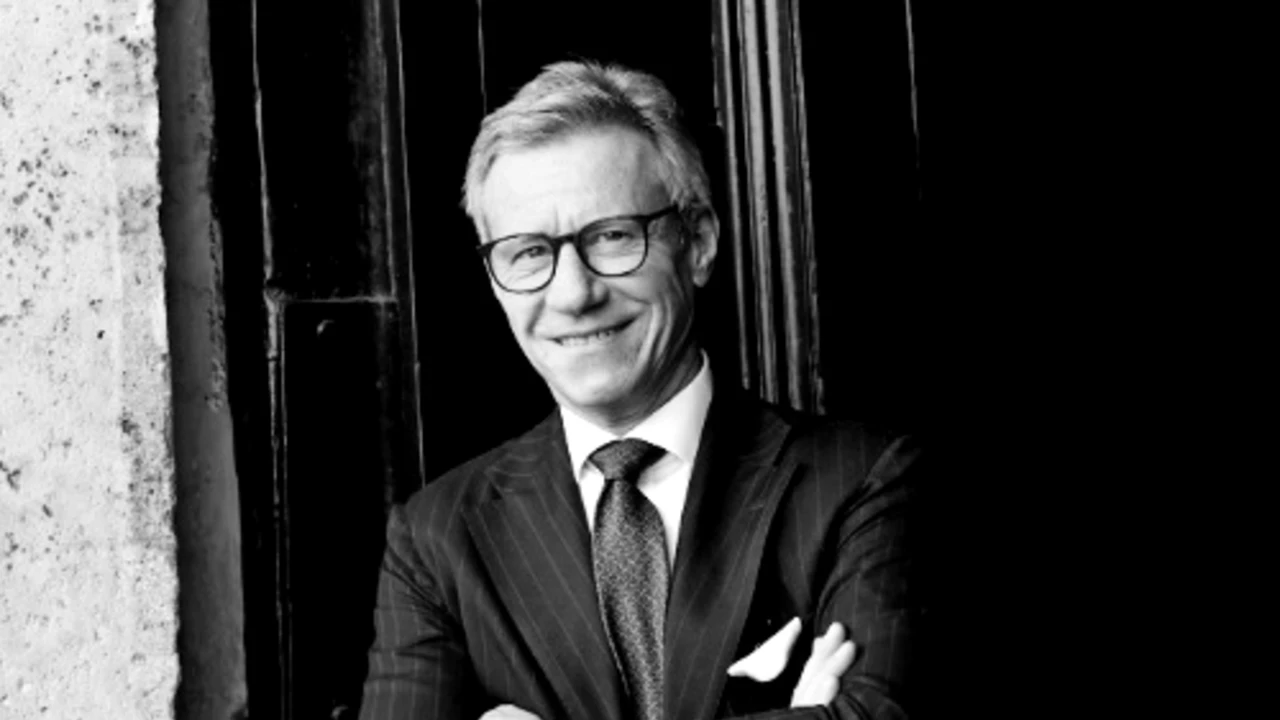 Foto in bianco e nero del presidente di Confindustria Assoimmobiliare Davide Albertini Petroni