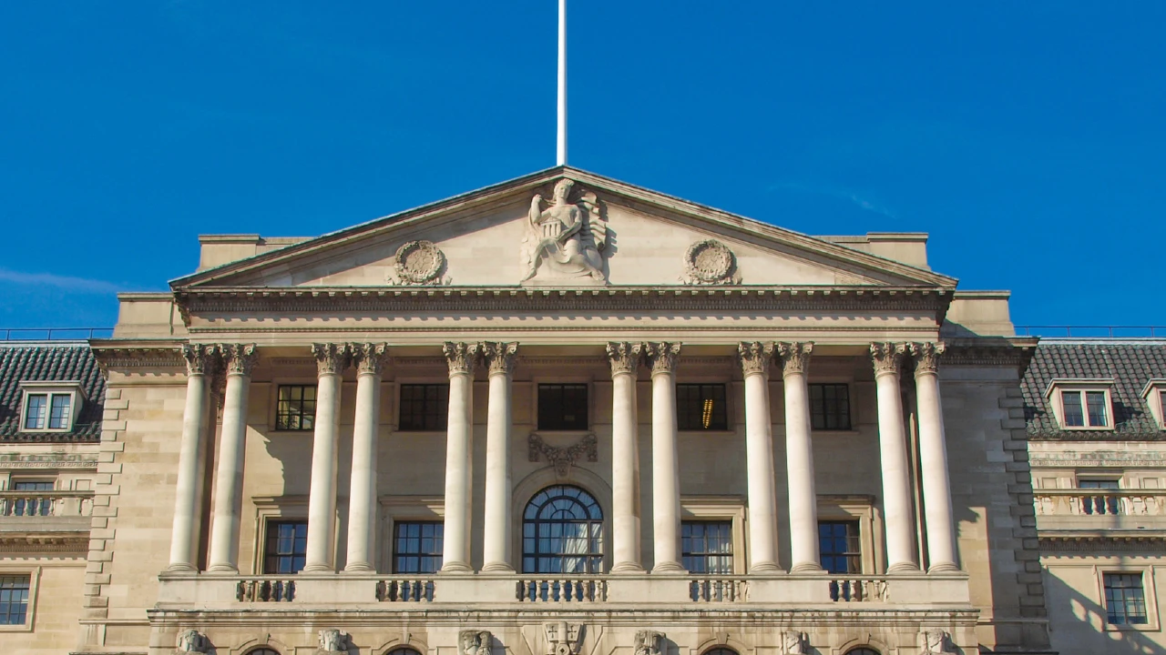 Bank of England e titoli di Stato: cambi di rotta e di paradigma