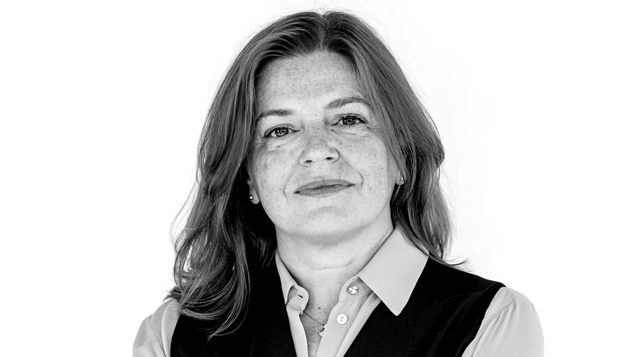 Foto in bianco e nero di Francesca Zirnstein, direttore generale di Scenari Immobiliari.